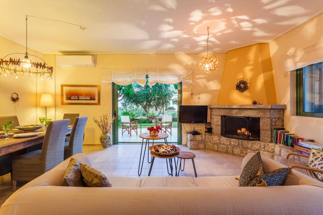 Apartamento Lavender Garden Retreat - Secluded Seaside Getaway Kotronion  Exterior foto