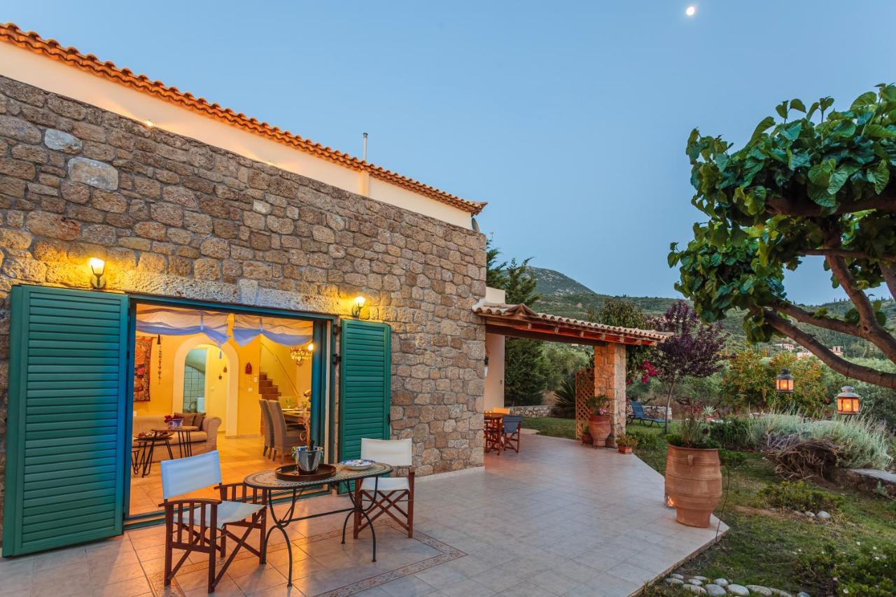 Apartamento Lavender Garden Retreat - Secluded Seaside Getaway Kotronion  Exterior foto