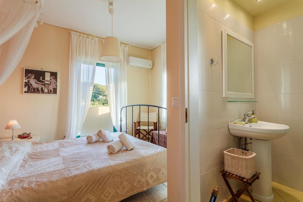 Apartamento Lavender Garden Retreat - Secluded Seaside Getaway Kotronion  Exterior foto